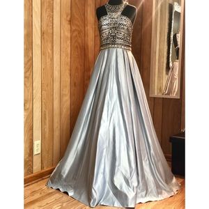 Prom Dress/ Formal Gown/ Homecoming Court Dress